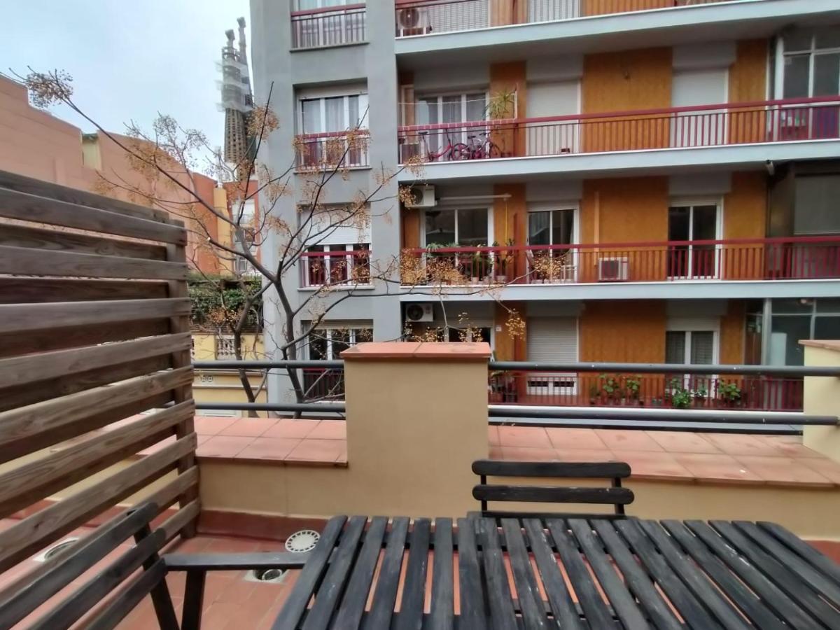 Montserrat Apartments By Gaiarooms Barcelona Exteriör bild